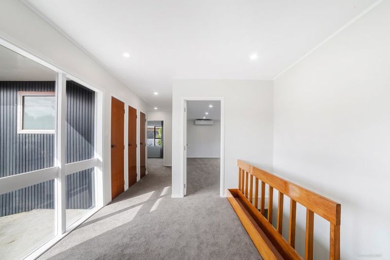 Photo of property in 8 Heaton Grove, Chatswood, Auckland, 0626