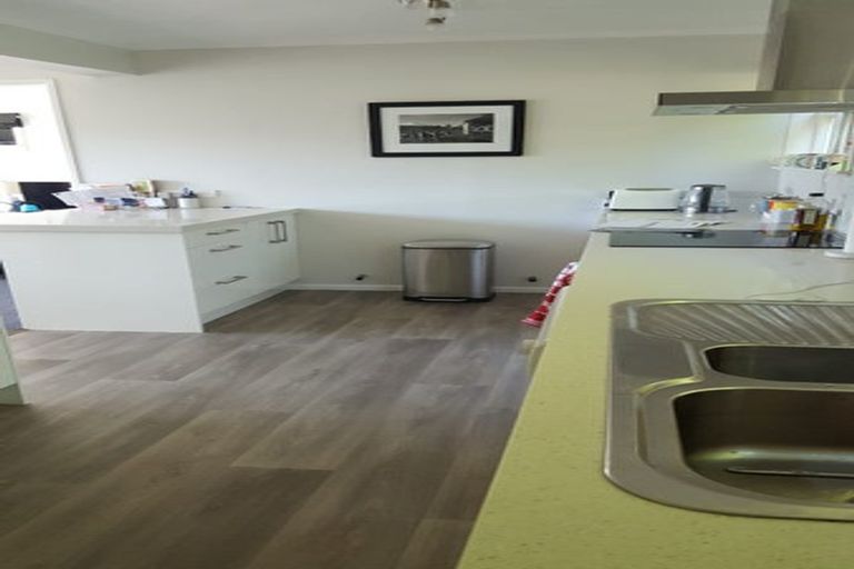 Photo of property in 72 Warwick Street, Wilton, Wellington, 6012