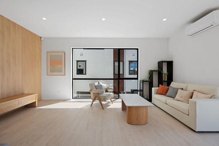 Photo of property in 91 Joshua Carder Drive, Hobsonville, Auckland, 0616