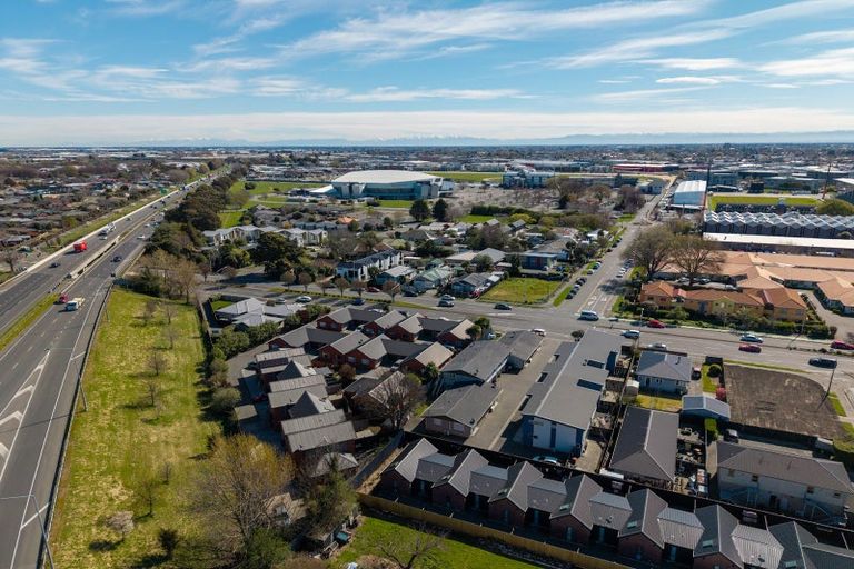 Photo of property in 14/190 Lincoln Road, Addington, Christchurch, 8024