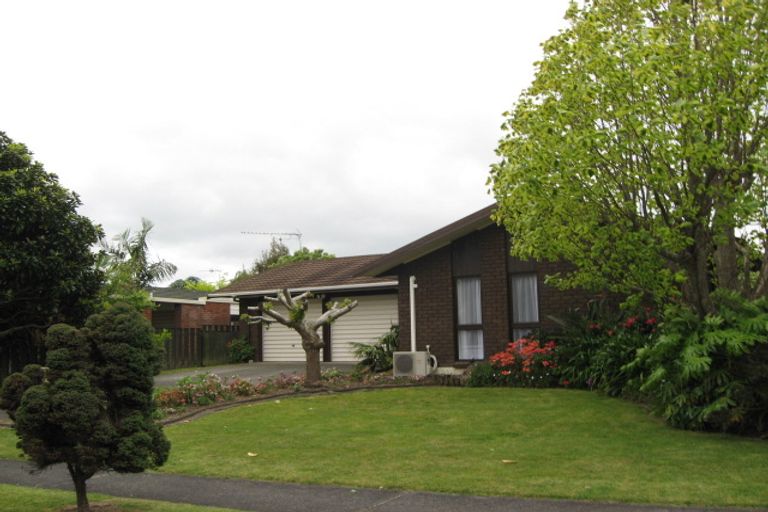 Photo of property in 10 Brockton Avenue, Conifer Grove, Takanini, 2112