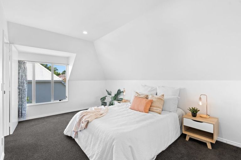 Photo of property in 2/97 Clyde Road, Ilam, Christchurch, 8041