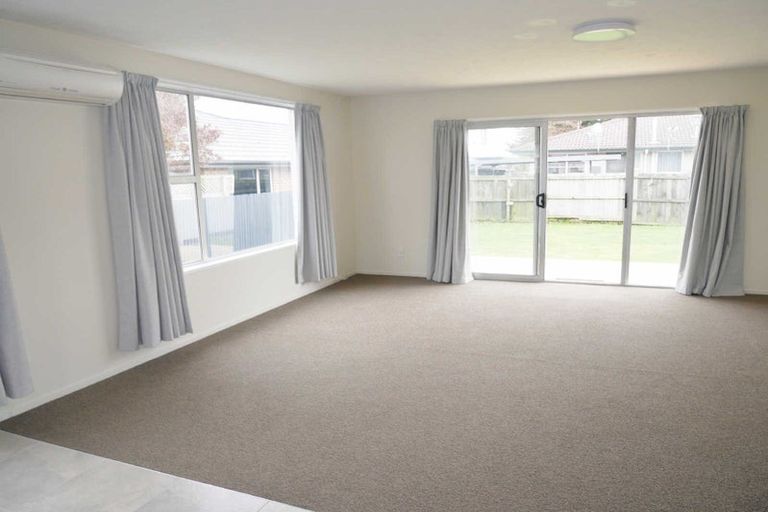 Photo of property in 2/18 Bonar Place, Woolston, Christchurch, 8062