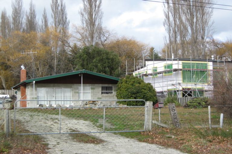 Photo of property in 17 Aubrey Road, Wanaka, 9305