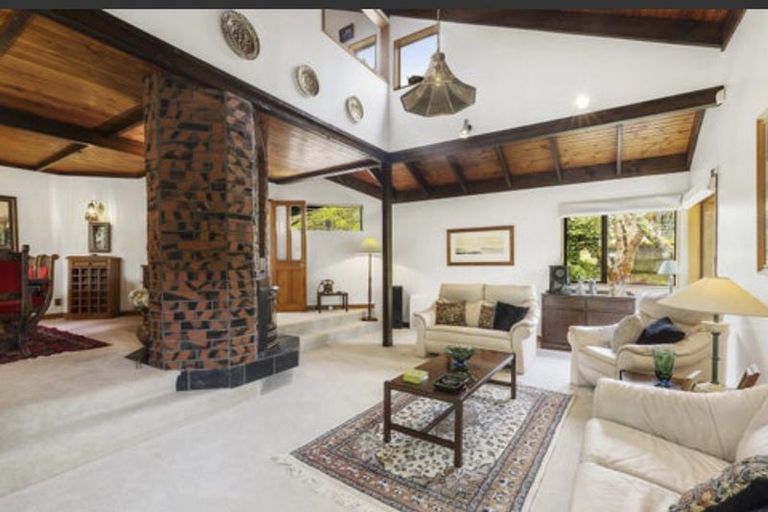 Photo of property in 426a Karori Road, Karori, Wellington, 6012