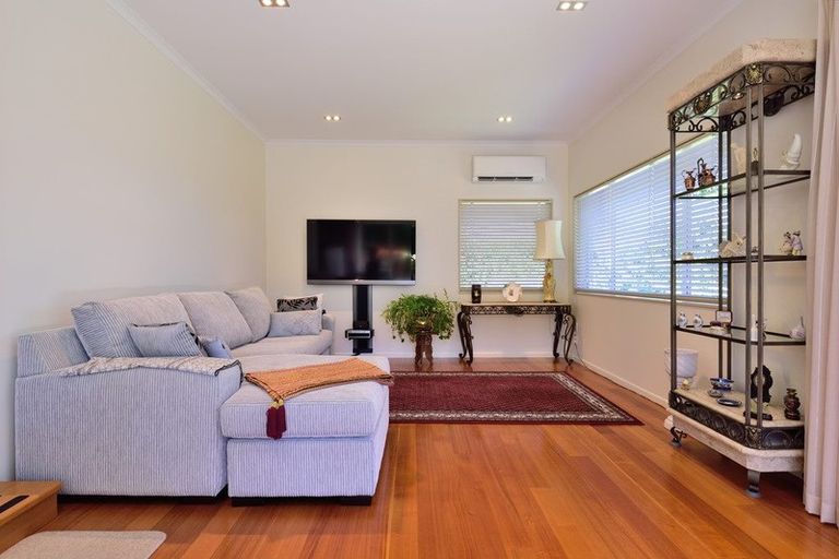 Photo of property in 1/85 Kowhai Road, Mairangi Bay, Auckland, 0630