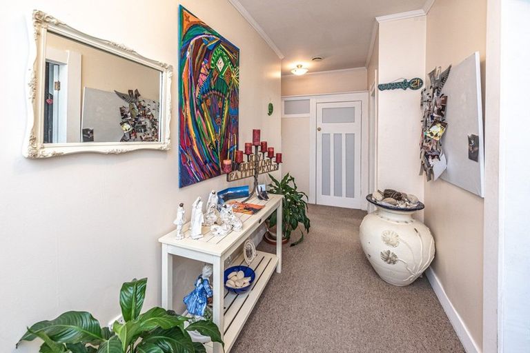 Photo of property in 28 Kawatiri Avenue, Gonville, Whanganui, 4501