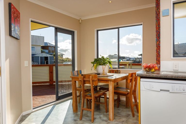 Photo of property in 15 Tolhurst Street, Johnsonville, Wellington, 6037