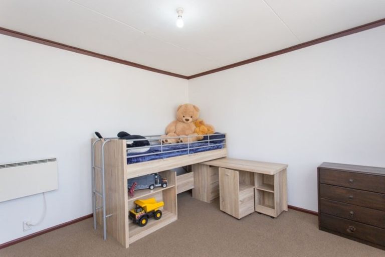 Photo of property in 52 Matai Street, Castlecliff, Whanganui, 4501