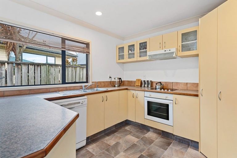 Photo of property in 47 Kiddle Drive, Hilltop, Taupo, 3330