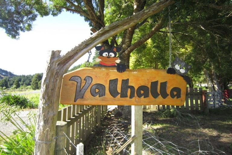 Photo of property in 46 Uruti Road, Uruti, Urenui, 4378