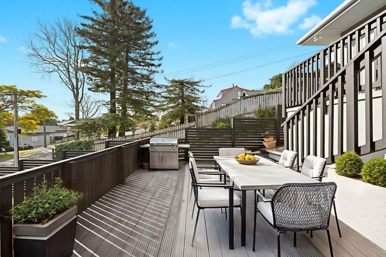 Photo of property in 23 Huia Avenue, Forest Lake, Hamilton, 3200