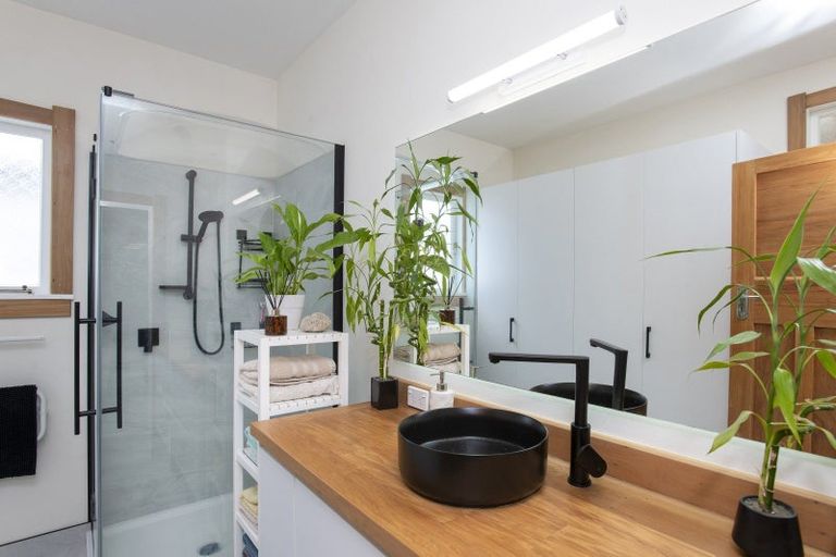 Photo of property in 54 Abbott Street, Te Hapara, Gisborne, 4010