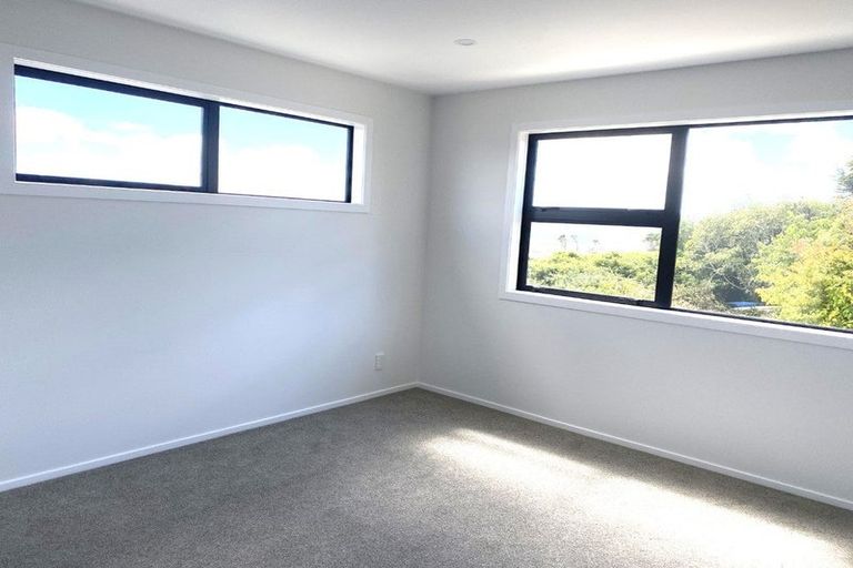 Photo of property in 52d Chesterton Street, Johnsonville, Wellington, 6037