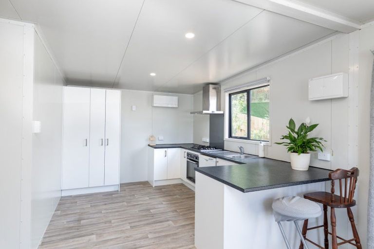 Photo of property in 9a Edelweiss Grove, Timberlea, Upper Hutt, 5018