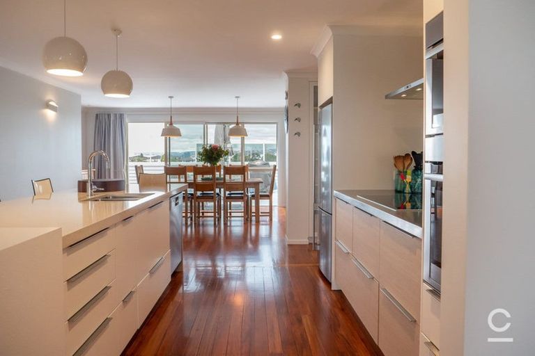 Photo of property in 152 Oceanview Road, Mount Maunganui, 3116