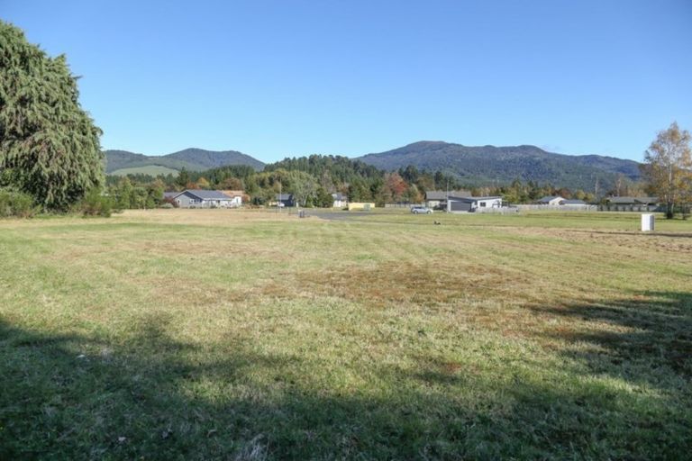 Photo of property in 23 Ngahana Place, Turangi, 3334