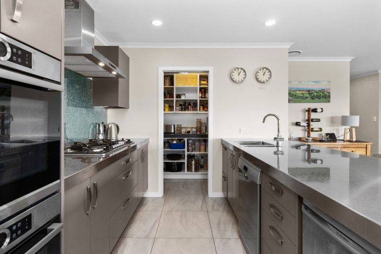 Photo of property in 22 Penrith Road, Poraiti, Napier, 4182