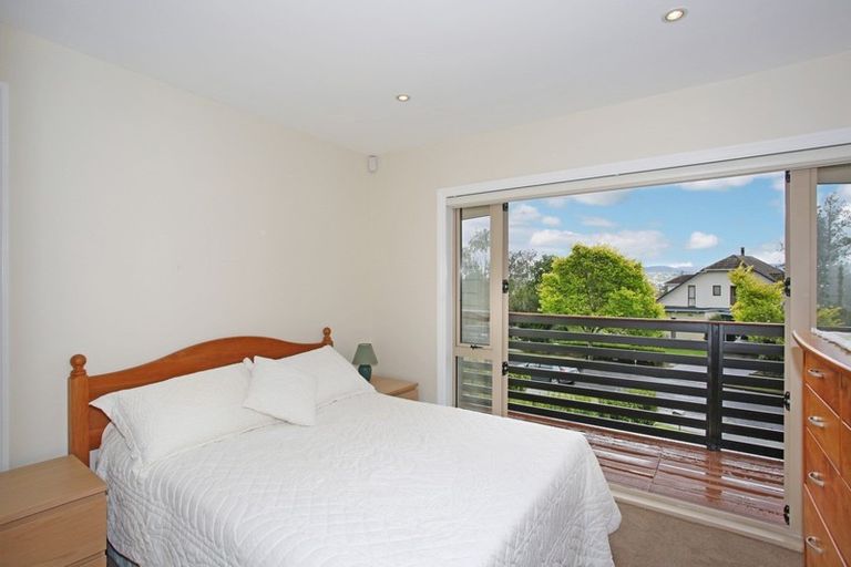 Photo of property in 10 Coulthard Terrace, Opaheke, Papakura, 2113