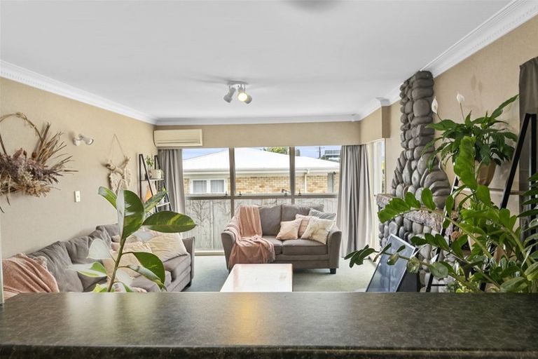 Photo of property in 595 Maunganui Road, Mount Maunganui, 3116