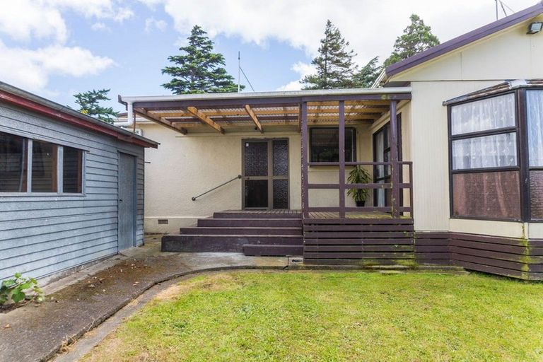 Photo of property in 6 Stanley Street, Dannevirke, 4930