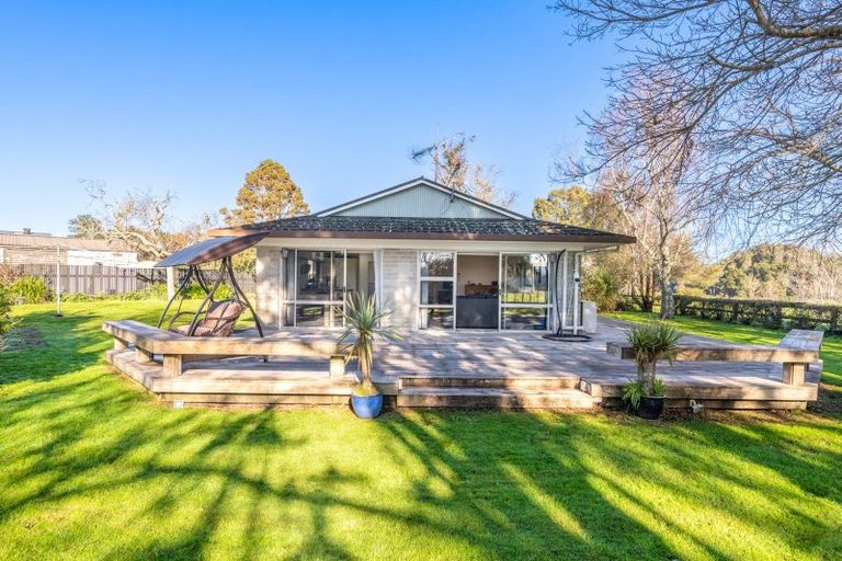 Photo of property in 1 Tourist Road, Clevedon, 2582