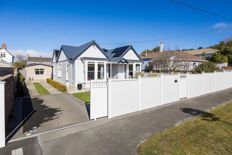 Photo of property in 17 Sandringham Street, Saint Clair, Dunedin, 9012