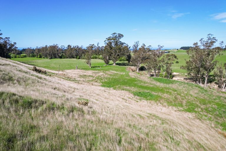 Photo of property in 65 Baghdad Road, Hampden, 9482