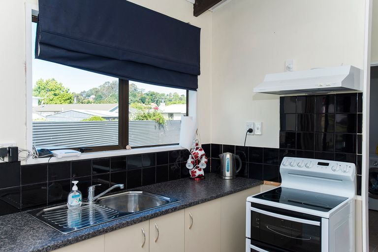 Photo of property in 7 Edward Street, Mangapapa, Gisborne, 4010