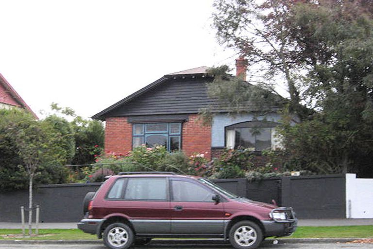 Photo of property in 16 Te Weka Street, Maori Hill, Timaru, 7910
