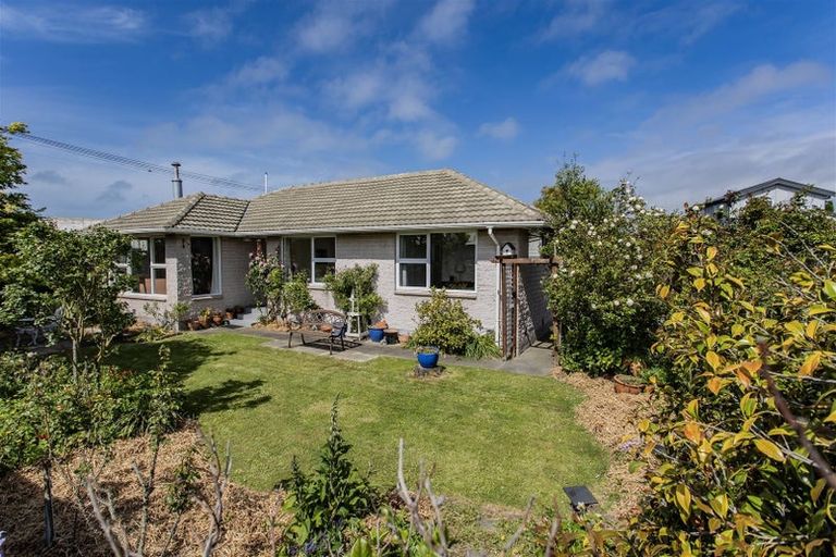 Photo of property in 53 Maces Road, Bromley, Christchurch, 8062