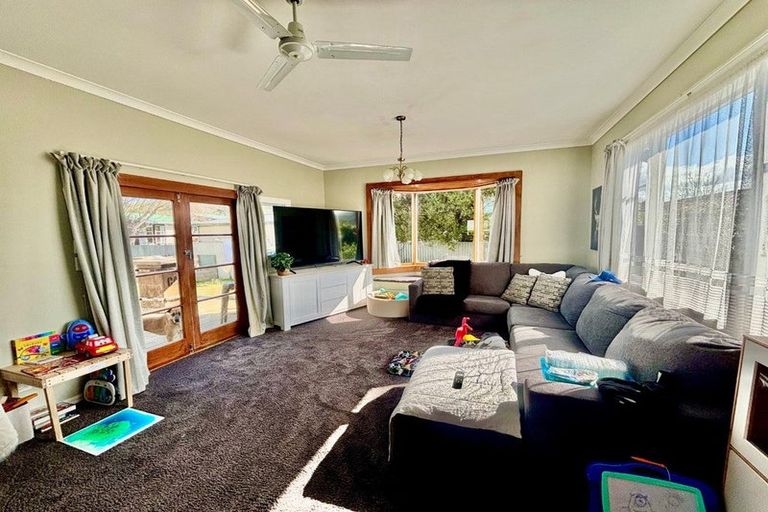 Photo of property in 13 Travis Street, Taradale, Napier, 4112
