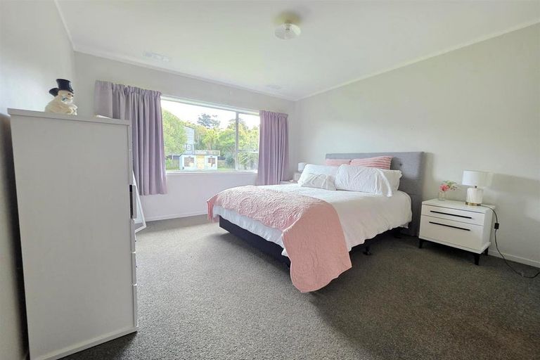 Photo of property in 10/79 Glendale Road, Glen Eden, Auckland, 0602