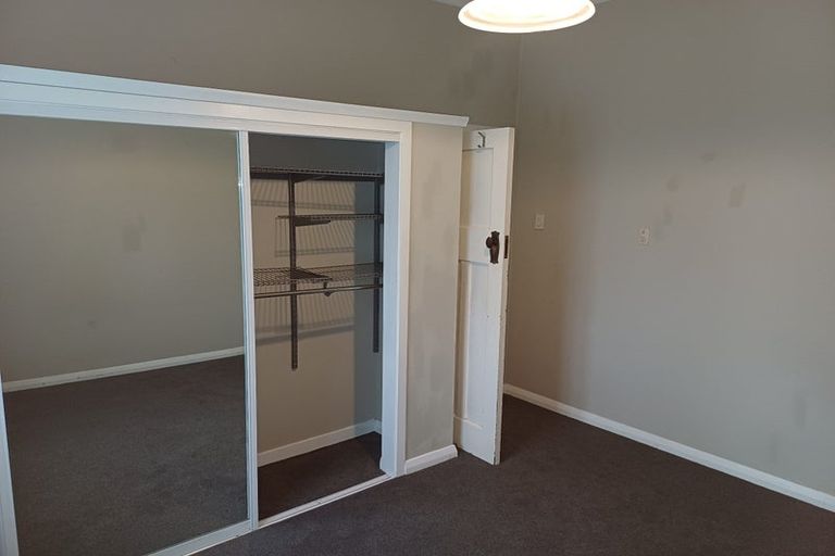 Photo of property in 404 Tremaine Avenue, Takaro, Palmerston North, 4412