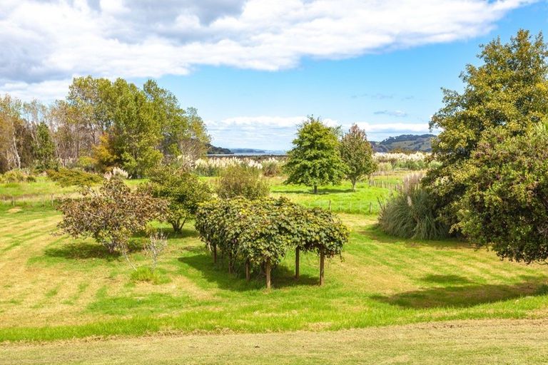 Photo of property in 860 Tiki Sh25 Road, Coromandel, 3506