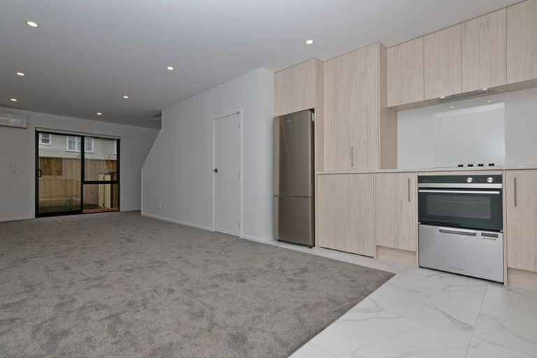 Photo of property in 7/5 Milne Crescent, Taita, Lower Hutt, 5011