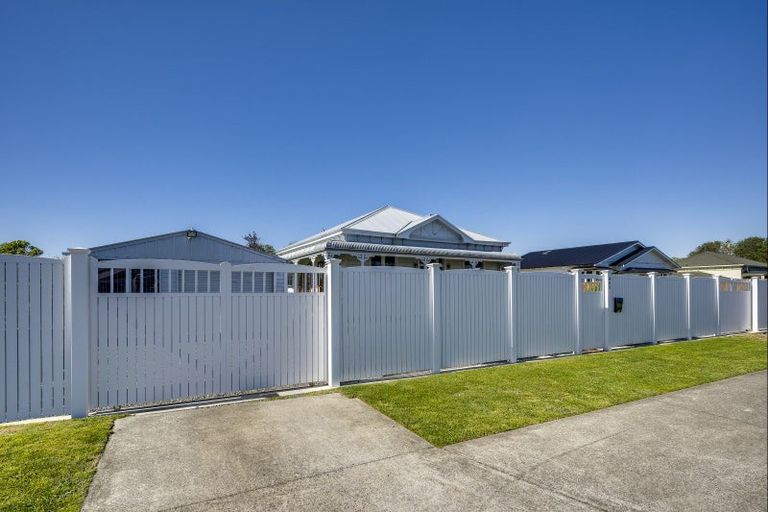 Photo of property in 405 Park Road North, Parkvale, Hastings, 4122