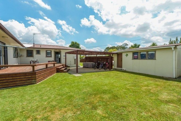 Photo of property in 66 Southsea Crescent, Silverdale, Hamilton, 3216