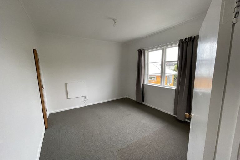 Photo of property in 34 Mandalay Terrace, Khandallah, Wellington, 6035