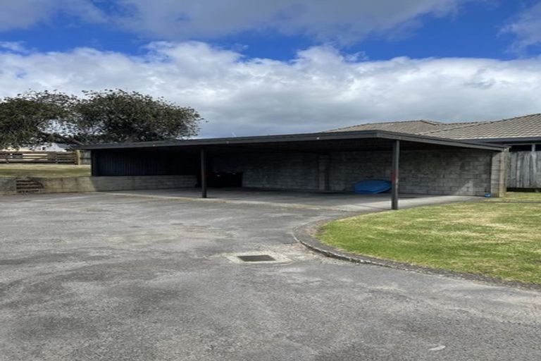 Photo of property in 28 Valley Road, Mount Maunganui, 3116