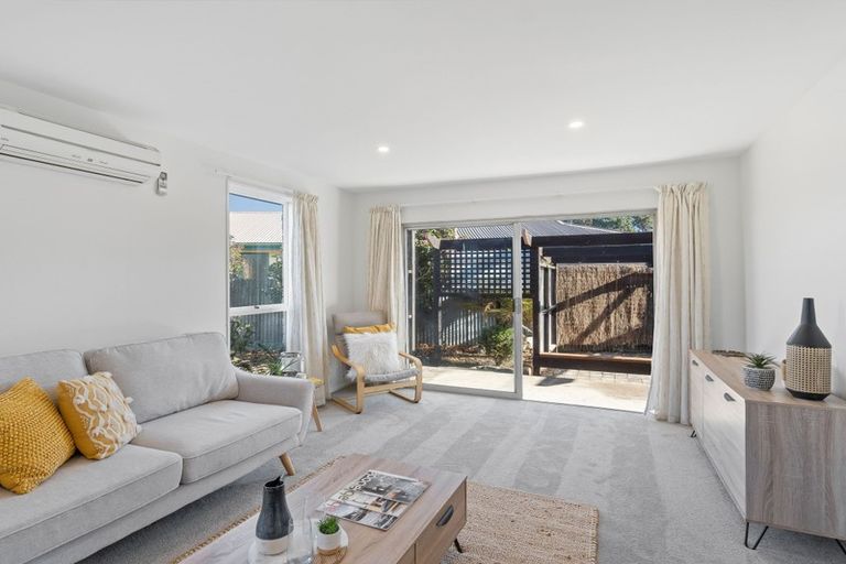 Photo of property in 18 Pateke Place, Bromley, Christchurch, 8062