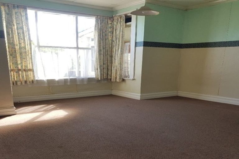 Photo of property in 35 Queens Drive, Richmond, Invercargill, 9810