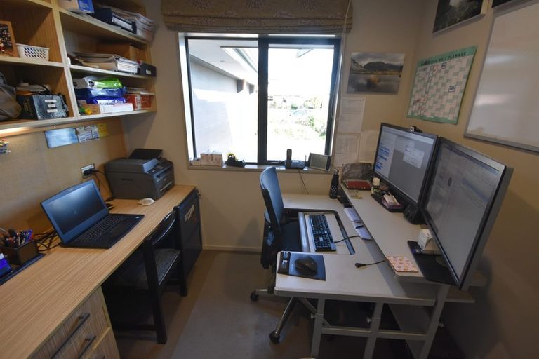 Photo of property in 8 Mariposa Crescent, Aidanfield, Christchurch, 8025