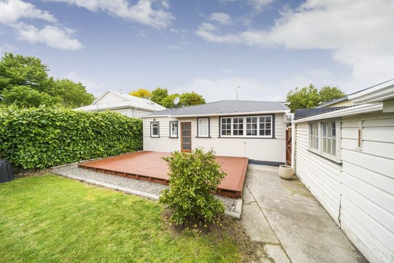 Photo of property in 375 College Street, Hokowhitu, Palmerston North, 4410