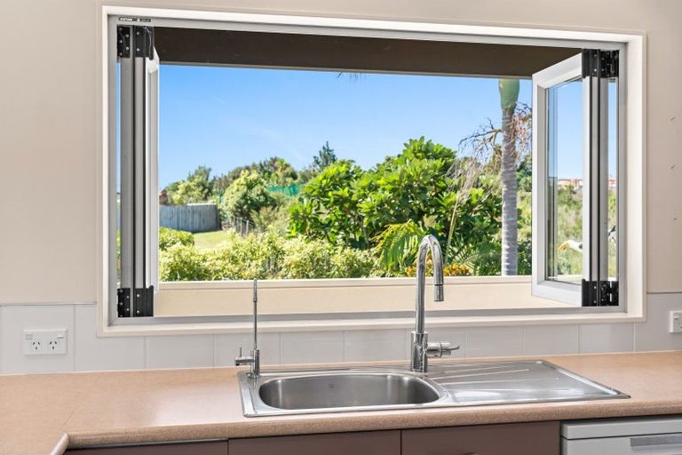 Photo of property in 9 Margaret Way, Langs Beach, Waipu, 0582