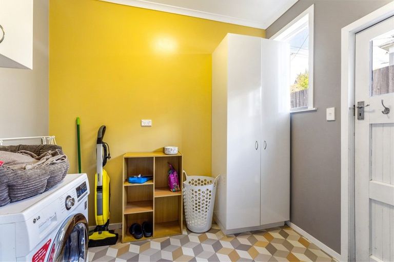 Photo of property in 4 Springhill Road, Mornington, Dunedin, 9011