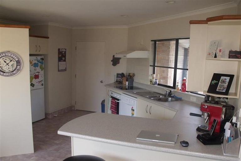 Photo of property in 3/28 Te Aute Road, Havelock North, 4130