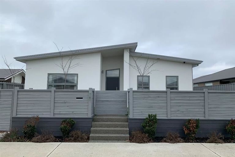 Photo of property in 10 Aroha Street, Pegasus, 7612