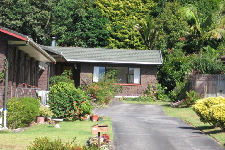 Photo of property in 2/35 Palliser Lane, Browns Bay, Auckland, 0630