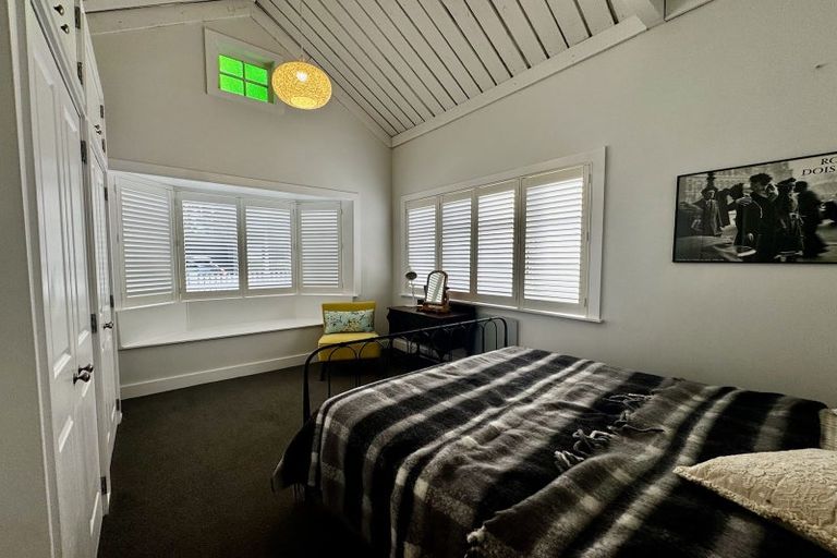 Photo of property in 18 Cuba Street, Petone, Lower Hutt, 5012